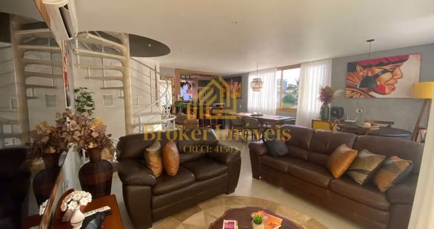 Casa Triplex totalmente Tematizada com seu estilo Indígena em Ubatuba - Saco da Ribeira- Litoral Norte SP