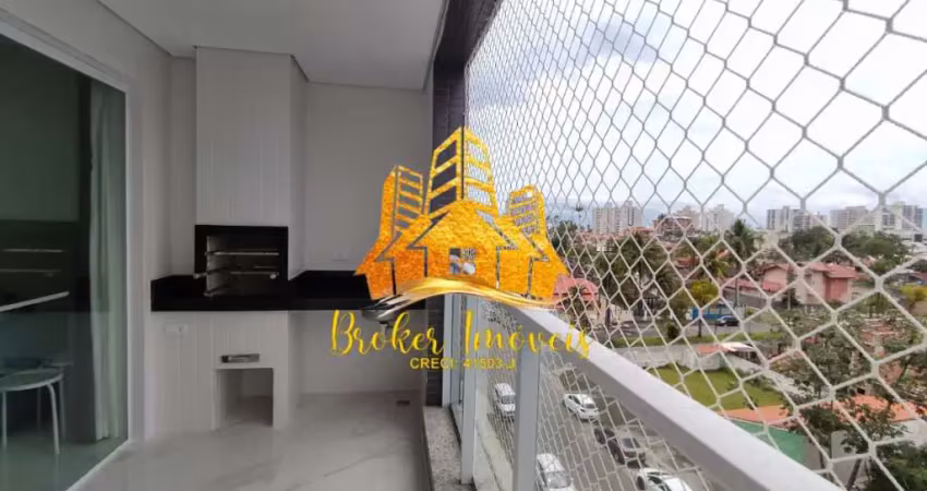 Apartamento Mobiliado no Edifício Eurus Com Vista Privilegiada para o Mar apenas 300 metros da Praia do Indaiá