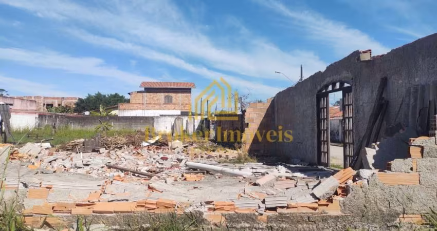 Terreno Na Martim de Sá á 1 km da praia, com 300 m²