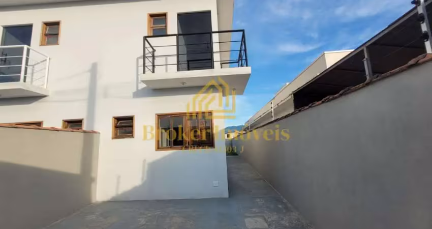 Casa com 2 quartos à venda no Balneário dos Golfinhos, Caraguatatuba 