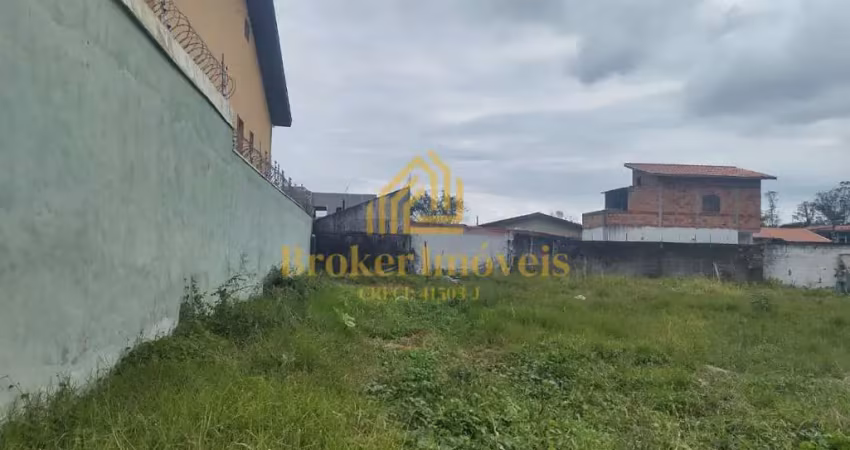 Oportunidade de terreno à venda na martim de sá à 1 km da praia