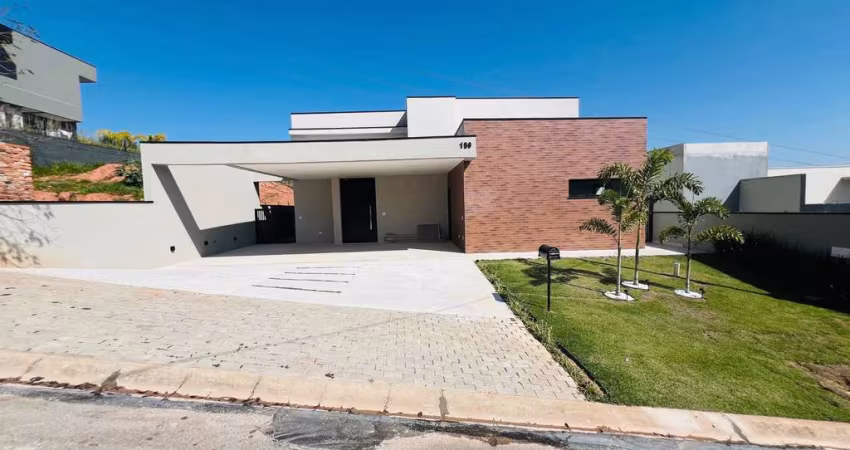 Casa de Luxo à Venda em Condomínio Exclusivo em Bragança Paulista-SP, 4 quartos, 4 suítes, 2 salas, 3 banheiros, 6 vagas, 323m².