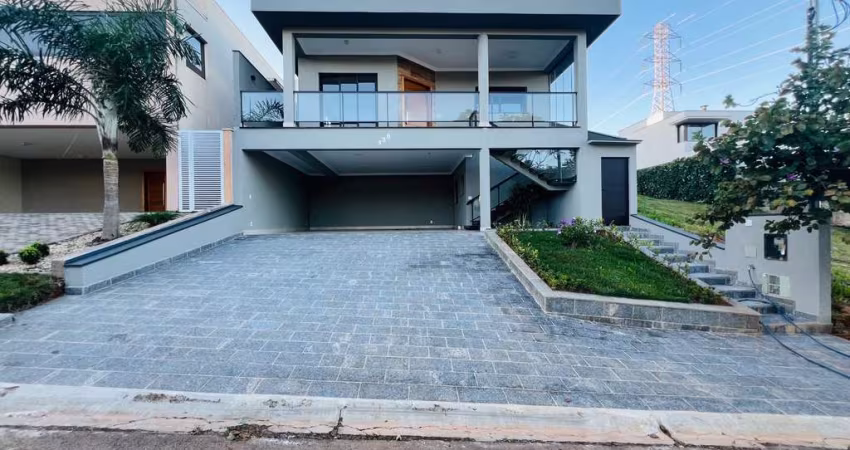 Casa à venda no Condomínio Vale das Águas em Bragança Paulista-SP