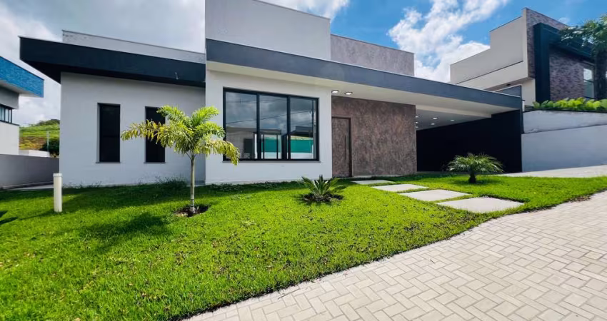 Excelente casa à venda no Condomínio Terras de Santa Cruz em Bragança Paulista/SP