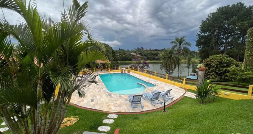 Chácara dos sonhos no Condminio Nautico da Represa de Piracaia- SP
