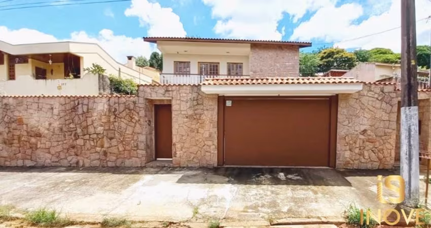 Casa à venda no Jardim Santa Rita de Cássia em Bragança Paulista/SP