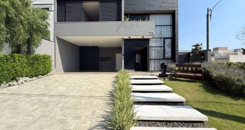 Casa de alto padrão no Condomínio Residencial Euroville II em Bragança Paulista-SP: 3 quartos, 2 suítes, 3 salas, 4 banheiros, 4 vagas, 270m².