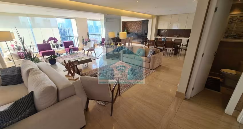 Apartamento Brooklin , 3 suites, 4 vagas, 205m², deposito e lazer de clube.