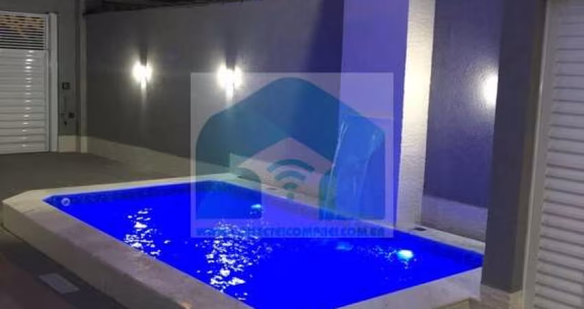 Casa em Vila Tupi  -  Praia Grande