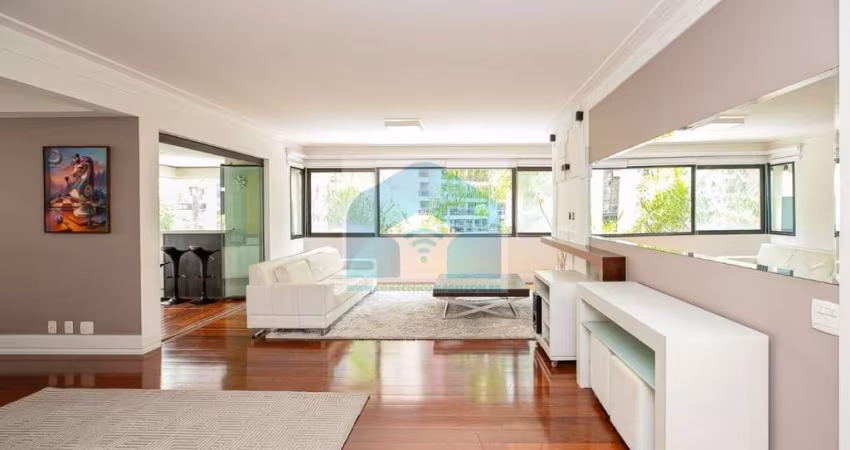 APARTAMENTO NO CAMPO BELO  162m²- 3 SUITES 3 VAGAS+DEPOSITO