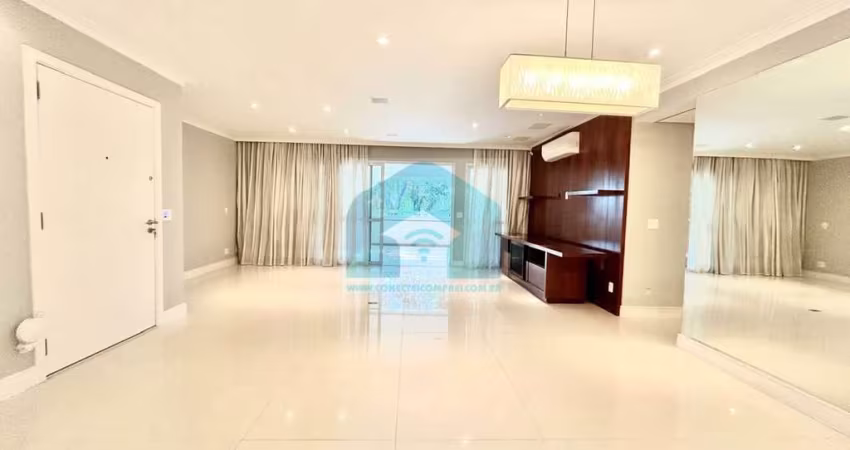 Campo Belo Garden com 262m vende e aluga, 3 suítes varanda gourmet e jacuzzi e quintal.