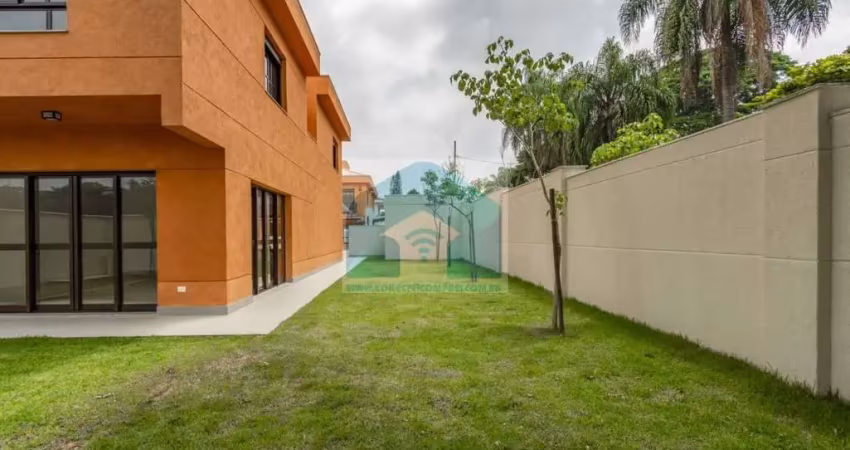Casa Sobrado  Condominio  Jardim Prudência  291,890 m²   4 suites e 3 vagas