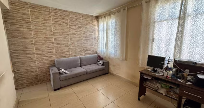 Apartamento com 3 dormitórios à venda, 75 m² por R$ 220.000,00 - Califórnia - Belo Horizonte/MG