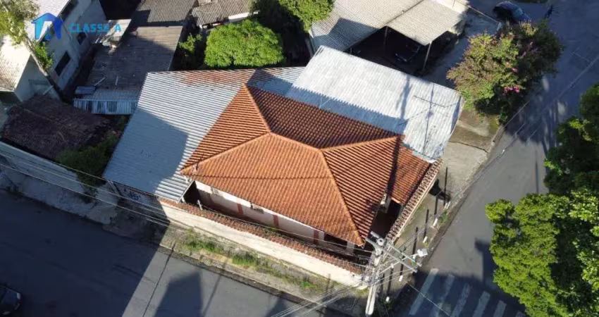 Classe a imóveis apresenta: oficina em localização privilegiada