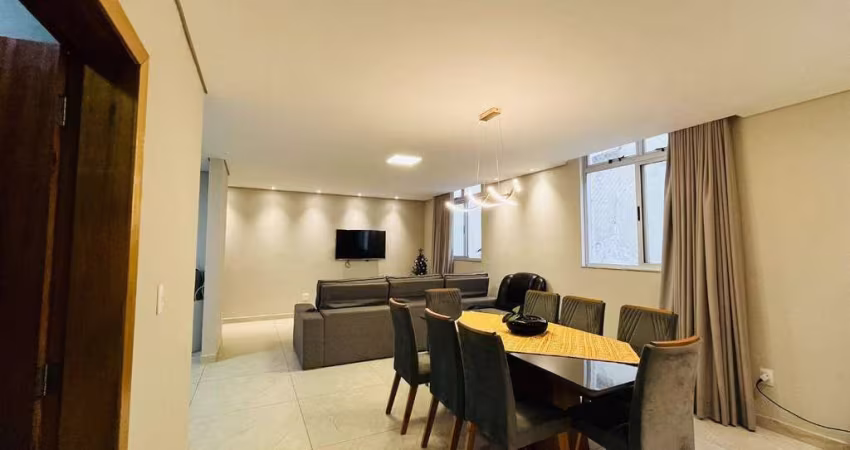 Classe A Imóveis apresenta: Amplo apartamento no Coração Eucarístico