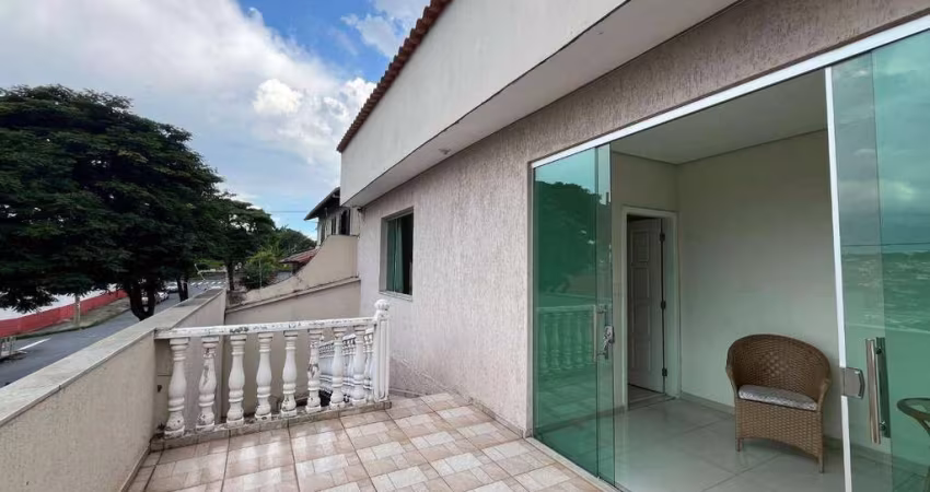 Casa com 3 dormitórios à venda, 200 m² por R$ 820.000,00 - João Pinheiro - Belo Horizonte/MG