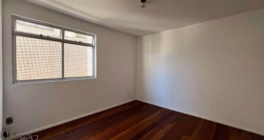 Classe A Imóveis apresenta: Apartamento de 3 quartos no bairro João Pinheiro