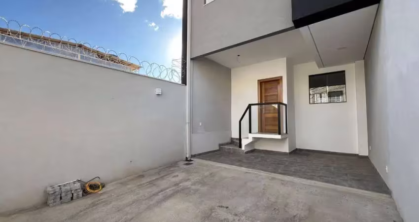A classe a oferece esta casa com 3 dormitórios à venda, 155 m² por r$ 750.000 - cabral - contagem/mg