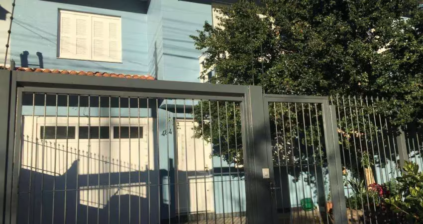 Ferreira Negócios Imobiliários Vende	Sobrado em Caxias do Sul Bairro Santa Lúcia Sobrado