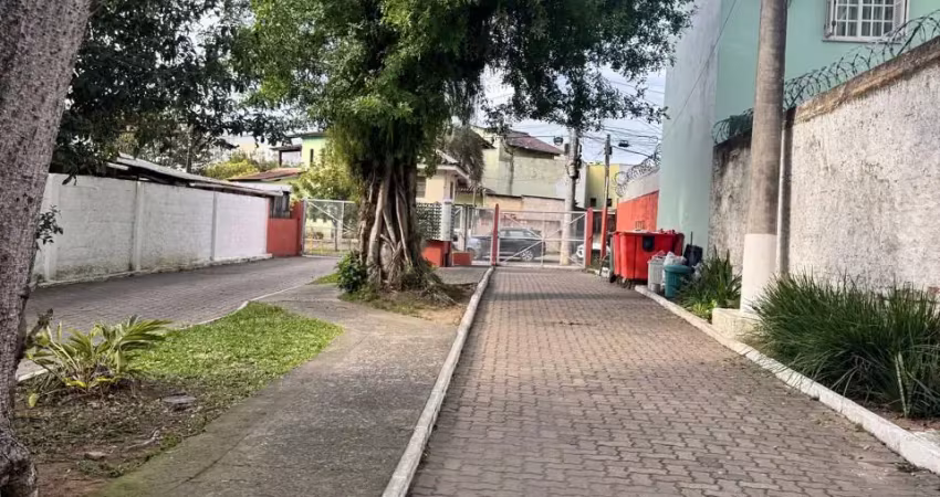 Oportunidade no camaquã: apto 2 dorms reformado, com segurança 24h por r$ 139.000!