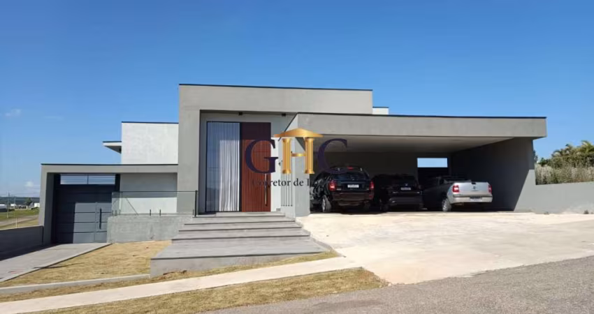 VENDO - CASA TÉRREA NO CONDOMÍNIO RESIDENCIAL FAZENDA ALTA VISTA - SALTO DE PIRAPORA/SP. Área Construída 280 m² / Área Terreno: 1.000 m².  CASA  - 3 d