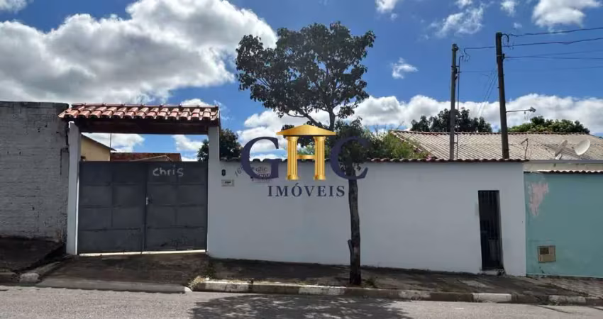CASA À VENDA - JARDIM  BANDEIRA - SALTO DE PIRAPORA/SP Terreno: 250m² / Área Construída: 43,32m²  CASA - 1 quarto; - Sala; - Cozinha; - Banheiro socia