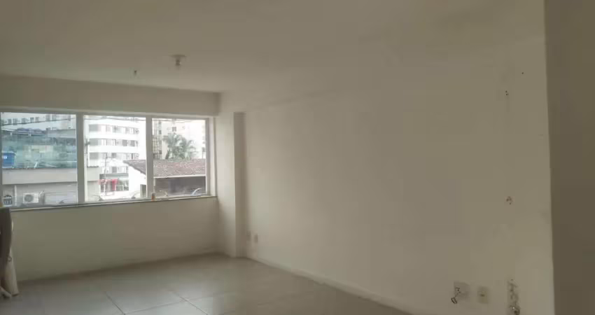 Sala comercial para venda em itaboraí, centro, 1 banheiro, 1 vaga