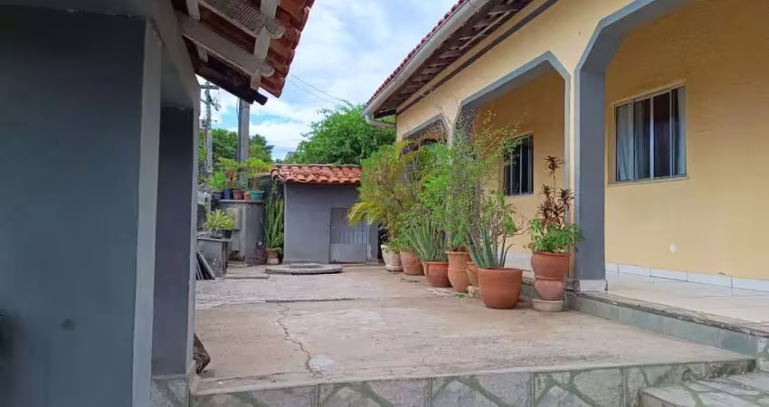 Casa para Venda em Itaboraí, Outeiro das Pedras, 2 dormitórios, 3 banheiros, 1 vaga
