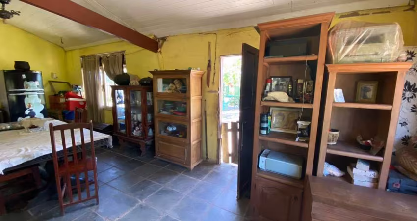 Chácara para Venda em São Pedro da Aldeia, Cruz, 2 dormitórios, 1 suíte, 2 banheiros, 1 vaga