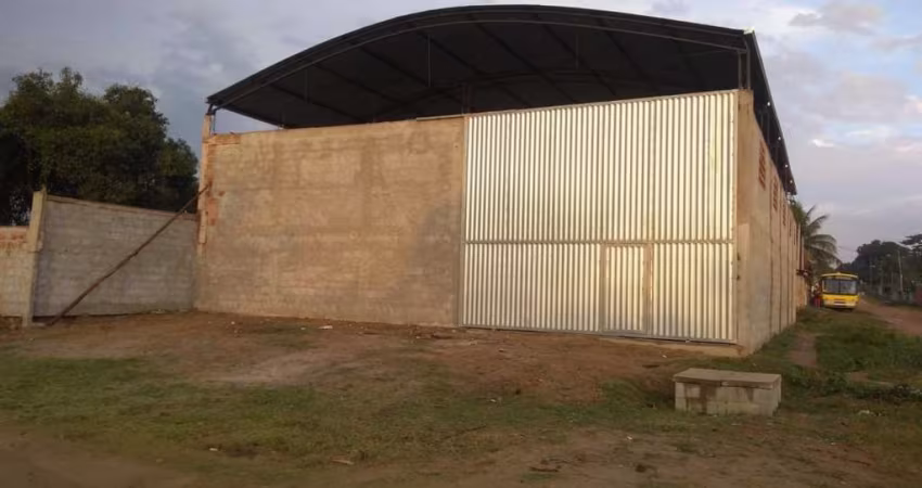 Galpão para Venda em Itaboraí, Areal, 2 dormitórios, 1 banheiro, 1 vaga