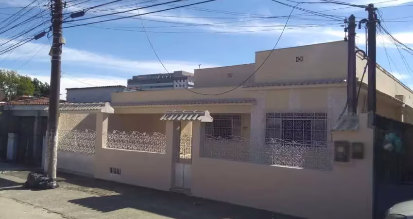 Casa comercial para locação em itaboraí, rio várzea, 3 dormitórios, 1 suíte, 2 banheiros, 2 vagas