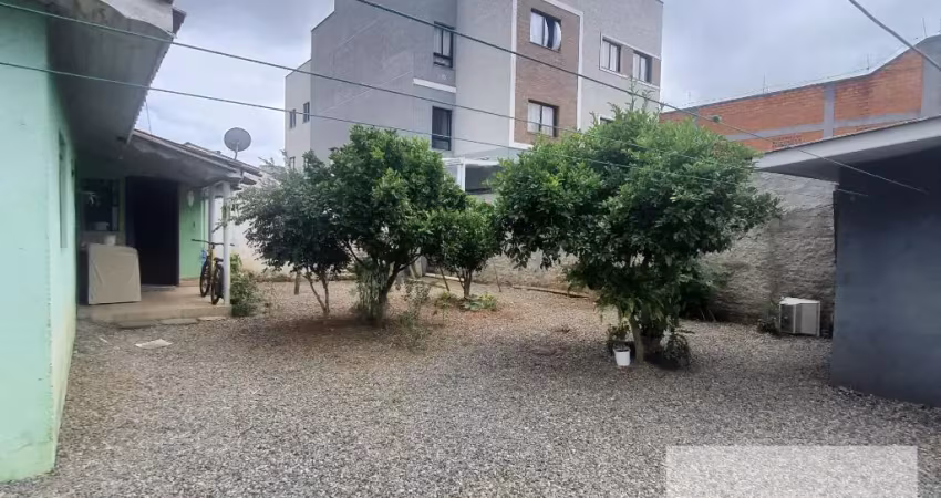 Casa com 3 quartos à venda na Rua Francisca Andrade de Souza, 279, Estação, Araucária