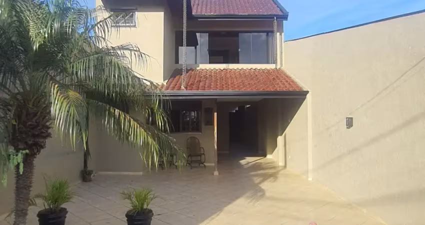 Casa para alugar na Rua Antúrio, 1463, Campina da Barra, Araucária