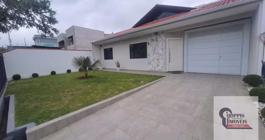 Casa com 3 quartos à venda na Rua Oscar Renaud, 560, Iguaçu, Araucária