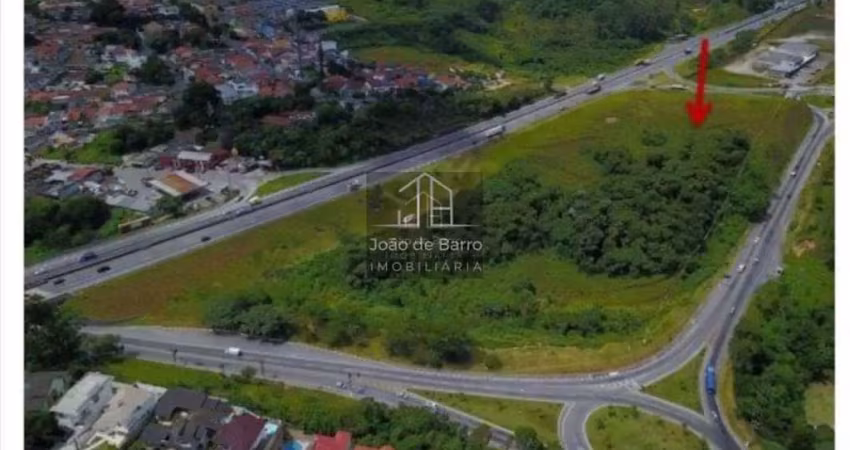Terreno à venda na Avenida Presidente Dutra, 199, Jardim Limoeiro, Arujá