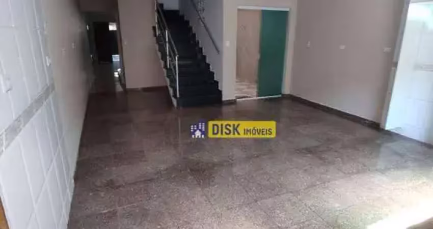Sobrado com 3 dormitórios para alugar, 297 m² por r$ 4.373,00/mês - vila camilópolis - santo andré/sp