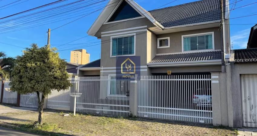 Casa com 4 dormitórios (1 suíte) à venda. São 268 m² por R$ 1.590.000 no bairro Cidade Jardim - São José dos Pinhais/PR