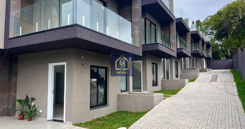Sobrado Triplex com 3 dormitórios (2 suite) à venda. São 115 m² por R$ 649.000 no bairro Boqueirão em Curitiba/PR