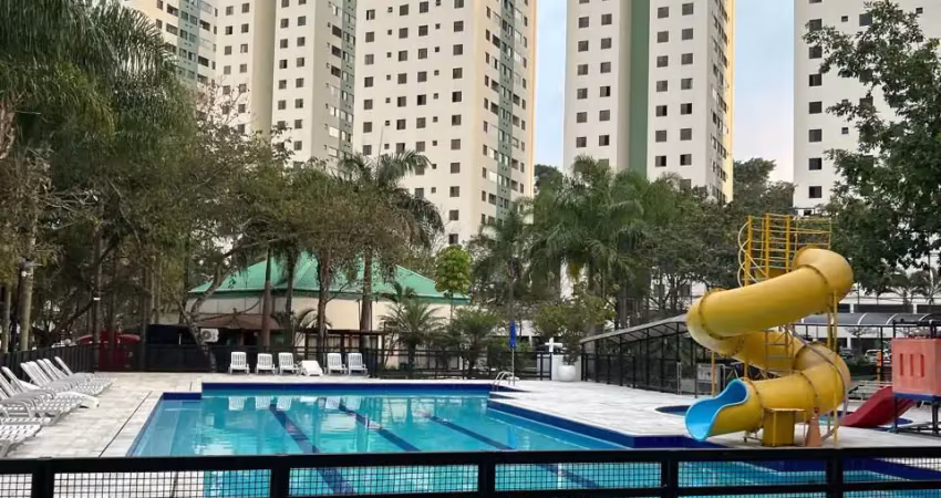 Apartamento com 3 quartos à venda na Avenida Guarapiranga, Guarapiranga, São Paulo