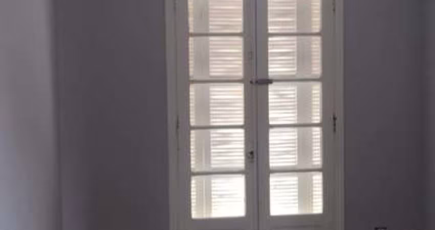 Sobrado com 2 quartos na Mooca