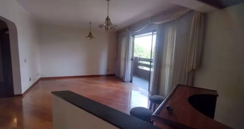 Apartamento com 4 quartos no Jardim Avelino