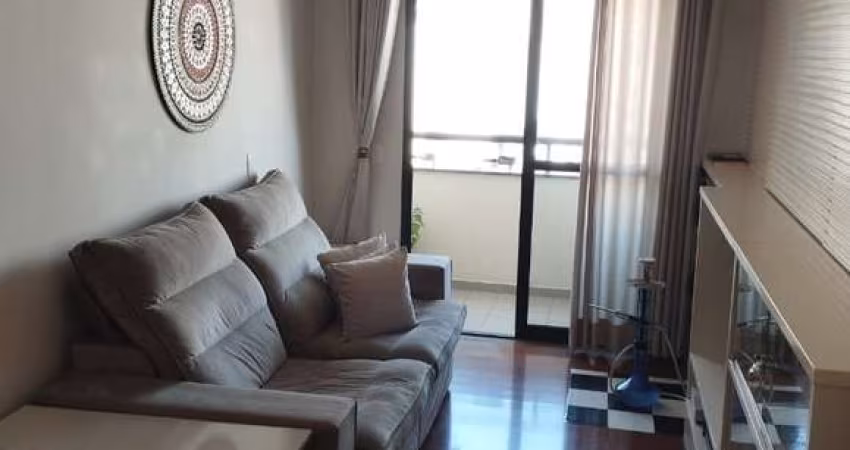 Apartamento com 2 quartos na Santa Cecília