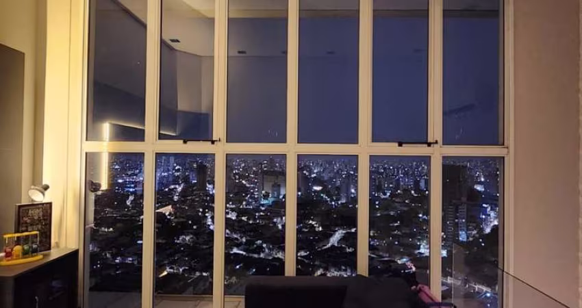 Cobertura na Mooca com 2 quartos, sendo 2 suítes.