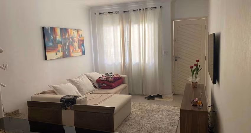 Casa de condomínio na Vila Ema
