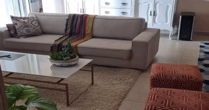 ** APARTAMENTO COM VARANDA GOURMET **
