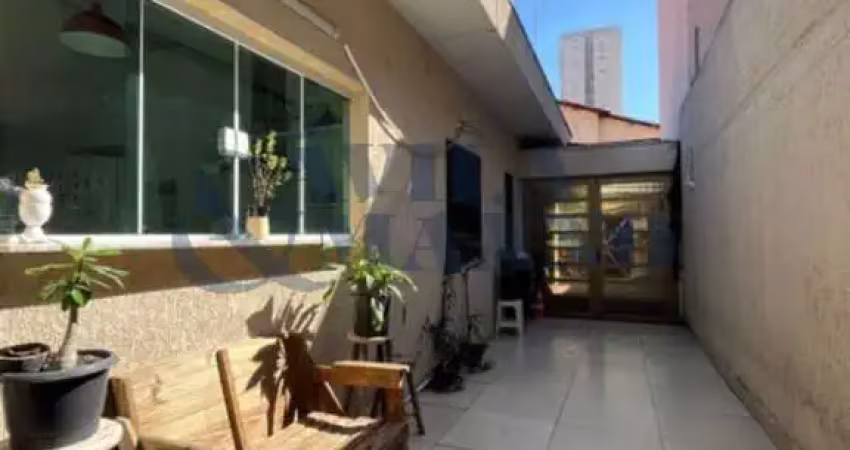 Casa à venda em são paulo-sp, alto da mooca: 4 quartos, 1 suíte, 1 sala, 4 banheiros, 4 vagas e 200m² de área. imperdível!