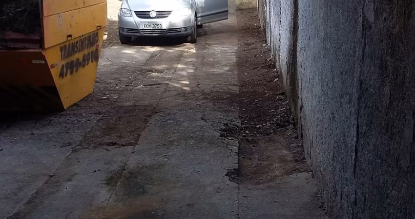 Galpão / Depósito / Armazém para alugar, 180m² - Vila Natal