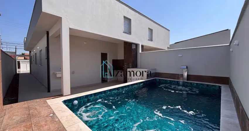 Casa com piscina a venda em itanhaém, aceita minha casa minha vida.