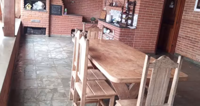 Cháchácara a venda dentro do clube magic city em suzano/sp.