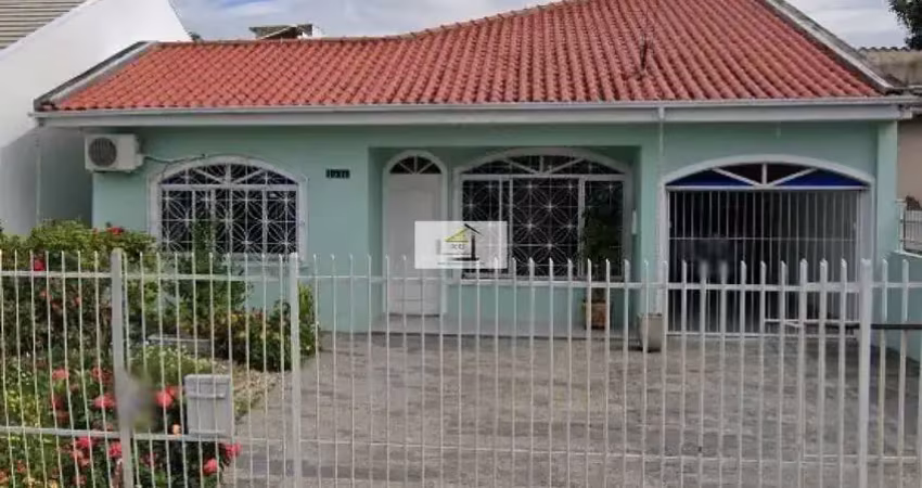 Casa ampla e bem localizada no jardim cidade de florianópolis!